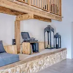 De Charme, 4 Chambres, Piscine