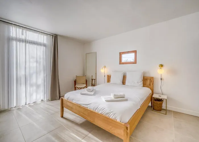 De Charme, 4 Chambres, Piscine *