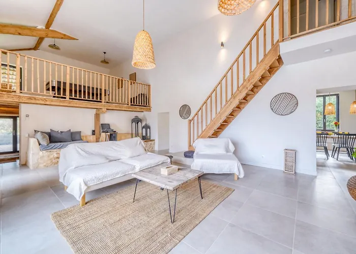 De Charme, 4 Chambres, Piscine Villa