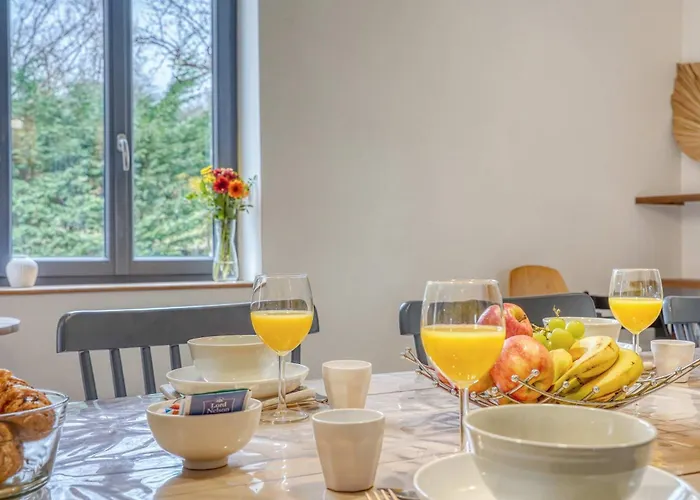 De Charme, 4 Chambres, Piscine Βίλα *