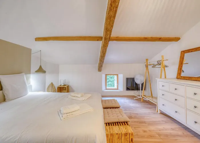 De Charme, 4 Chambres, Piscine Villa *